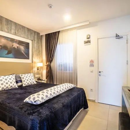 公寓 Seafront Flat With Fascinating Sea View In